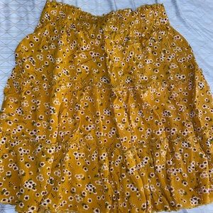 Size small, Floral mustard skirt